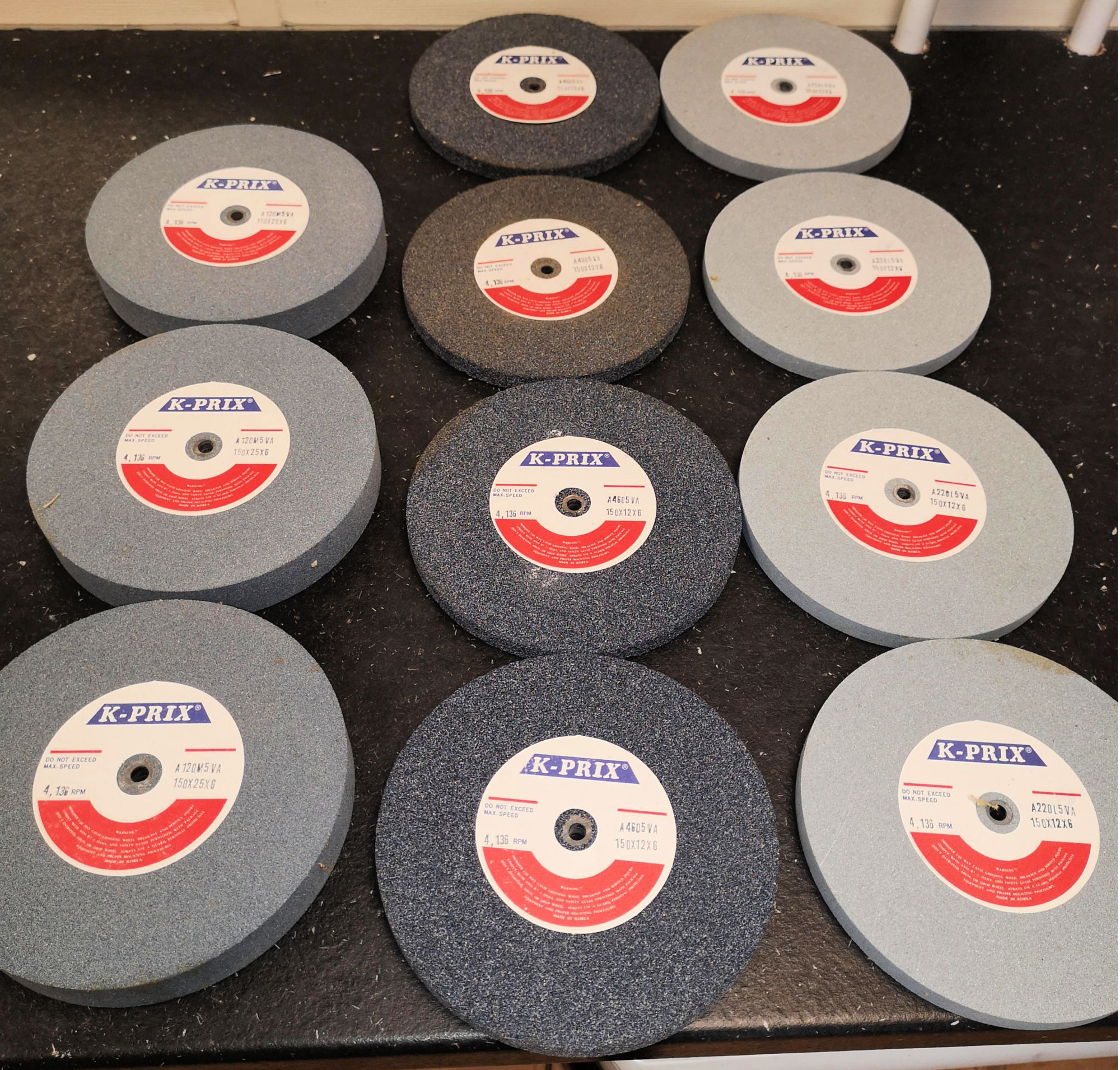 Moleroda Finishing Systems GRINDING WHEELS BATCH LOT